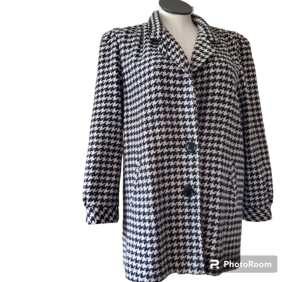 Karizma East LTD Jackets & Blazers - Karizma East LTD Vintage Houndstooth Coat Size 16